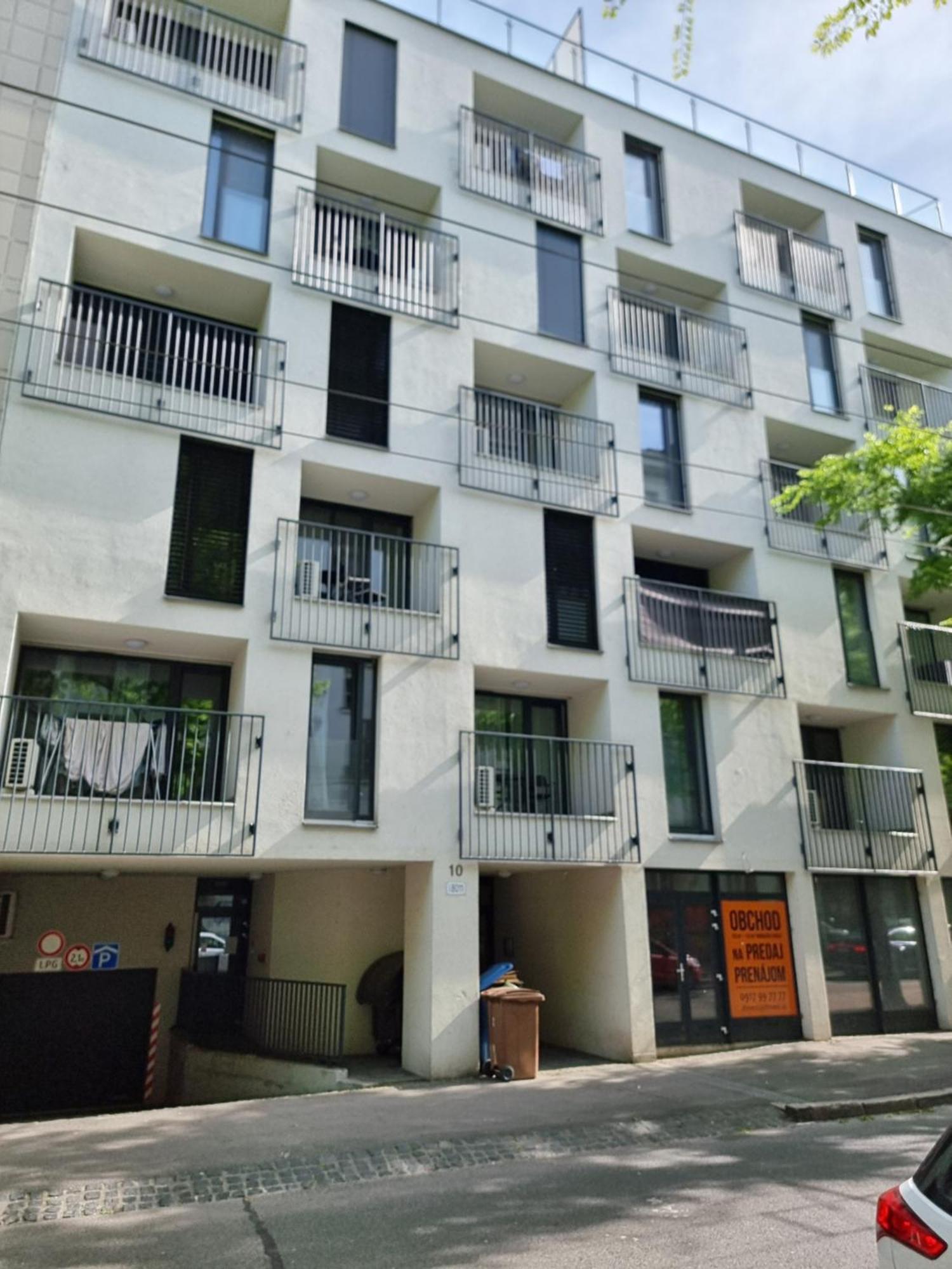 Apartman - Centrum Bratislava Extérieur photo